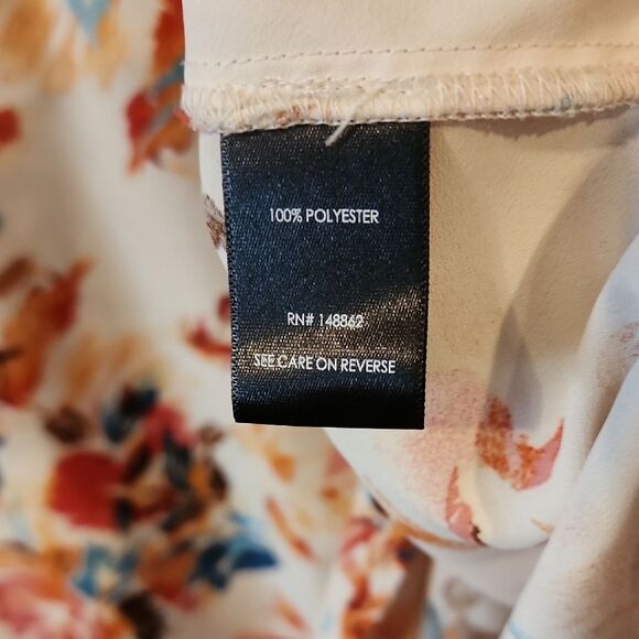 Torrid Harper Size 3 Flutter Sleeve Blouse in White Cream - Picture 3 of 5